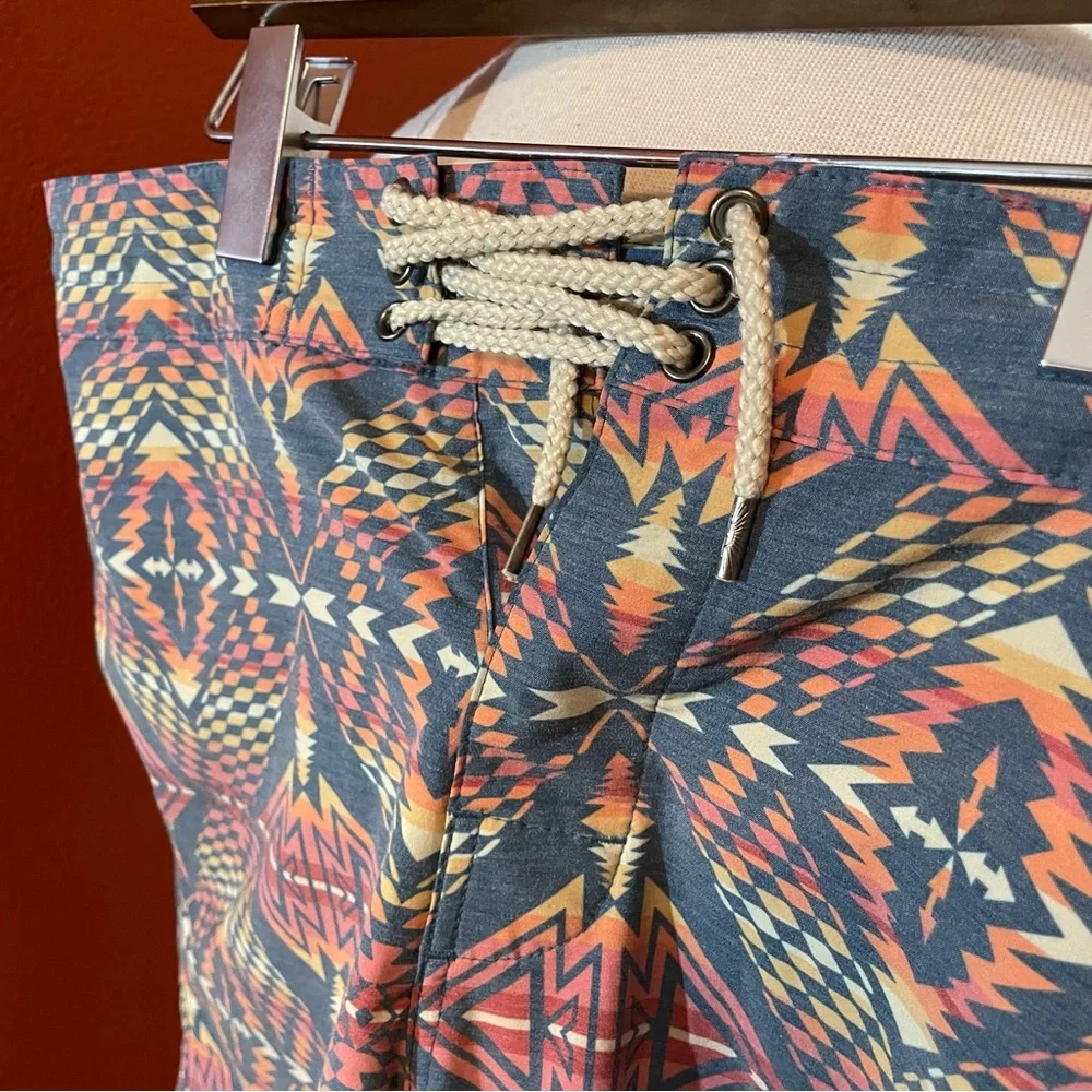 Faherty x Huckberry Men’s 7” Sequoia Southwestern Grove Board Classic‎ Shorts